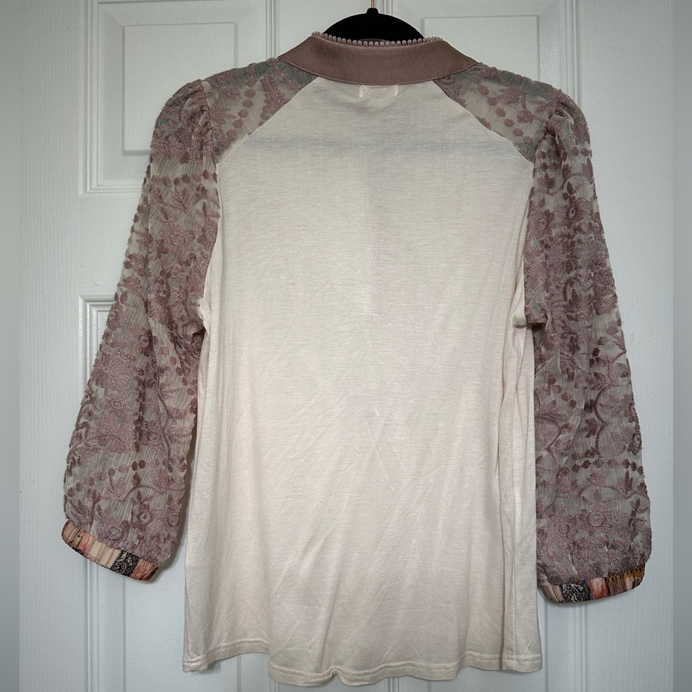 Tiny by Anthropologie Lace Bib Blouse in Pink and Cream NWOT - Picture 4 of 11